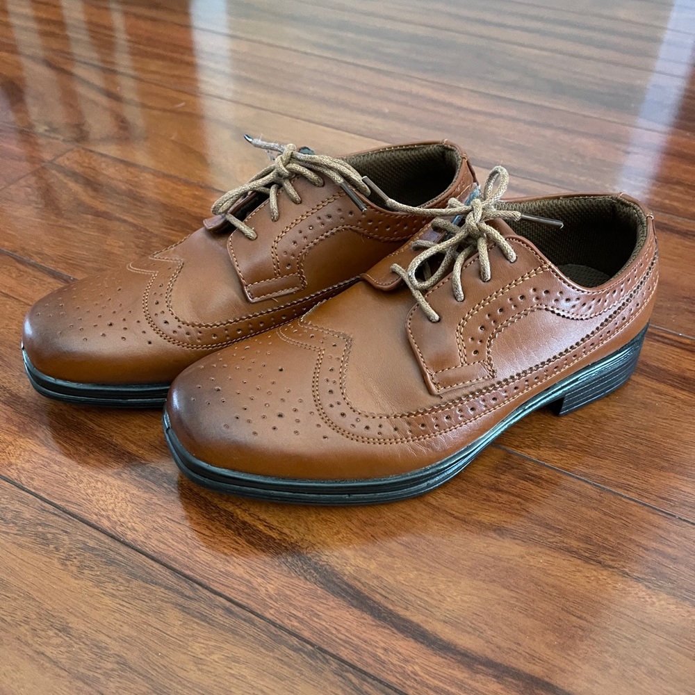 Boys Deer Stags size 3 Oxford